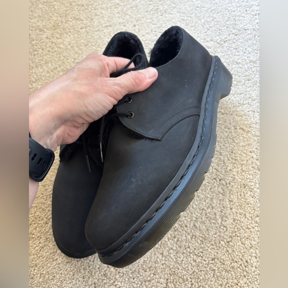 Black Women's Lace-Up Shoes - Picture 10 of 13